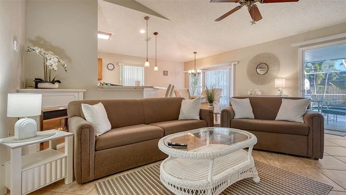 Dining room, Fireplace, Interior, Living room, Pendant Lights