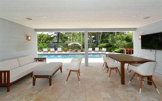 Dining room, Interior, Pool