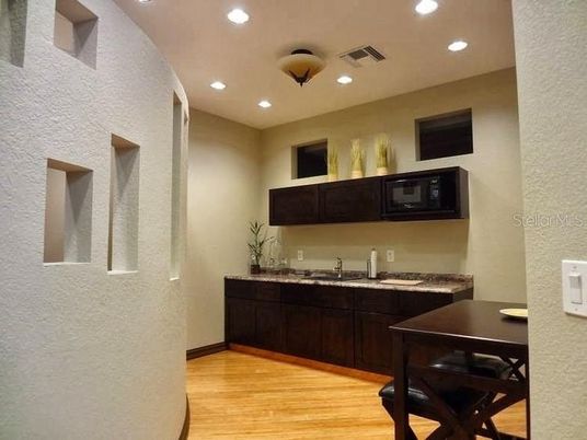 Interior, Recessed Lighting, Wood Texture Flooring