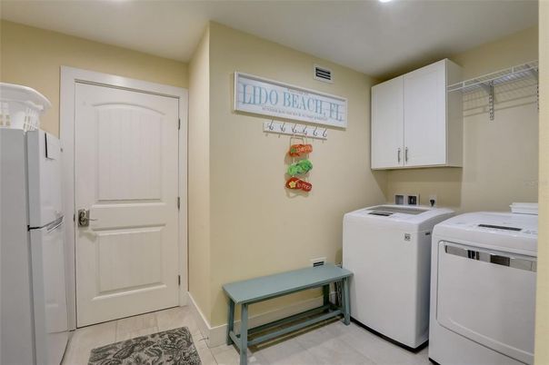 Interior, Recessed Lighting, Washer