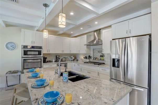 Interior, Kitchen, Pendant Lights, Recessed Lighting, Stainless Steel Appliances