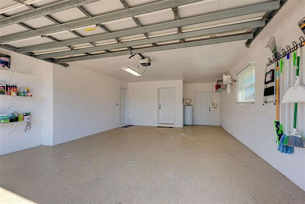 Garage, Interior
