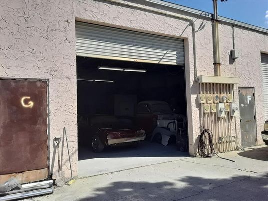 Detached Garage, Exterior