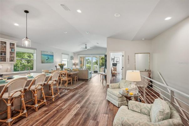Dining room, Interior, Living room, Pendant Lights, Recessed Lighting, Wood Texture Flooring