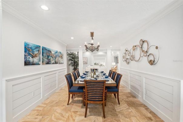 Chandelier, Dining room, Interior, Recessed Lighting, Wood Texture Flooring