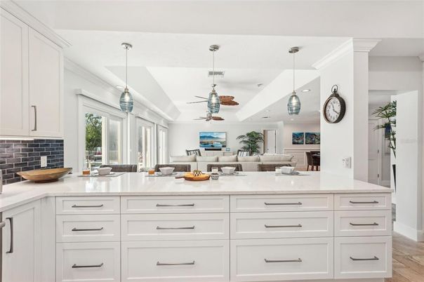 Interior, Kitchen, Living room, Pendant Lights, Recessed Lighting