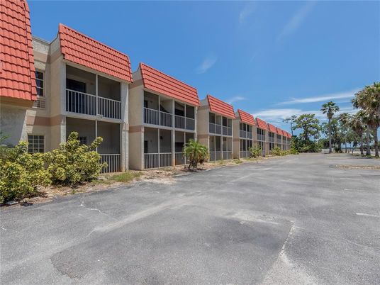 Backyard, Exterior, Facade, Condo Building