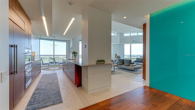 Interior, Kitchen, Recessed Lighting, Wood Texture Flooring
