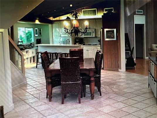 Chandelier, Dining room, Interior, Kitchen, Recessed Lighting