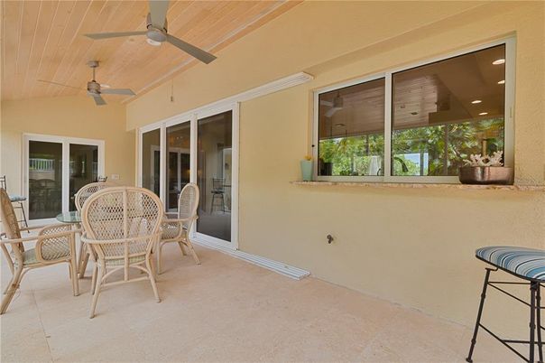 Dining room, Interior, Recessed Lighting
