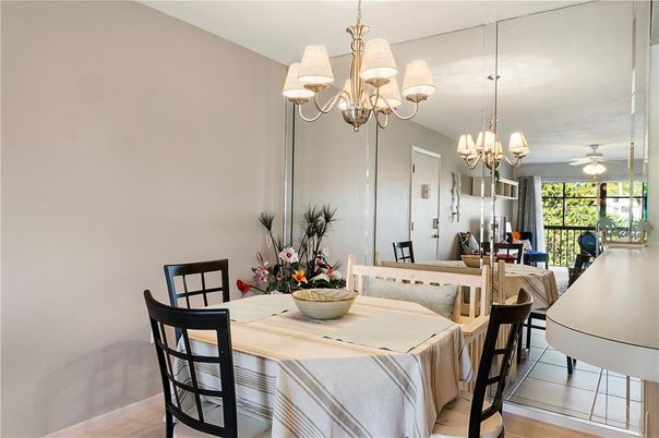 Chandelier, Dining room, Interior