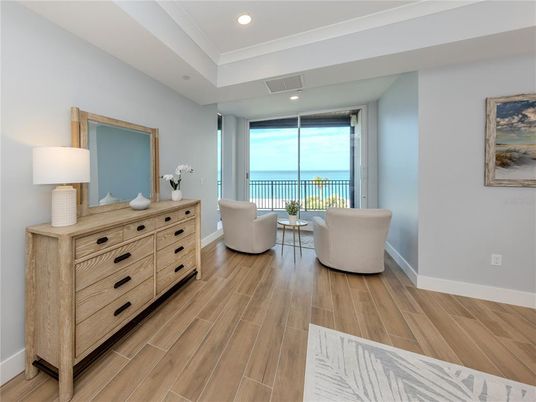 Interior, Living room, Recessed Lighting, Water, Wood Texture Flooring