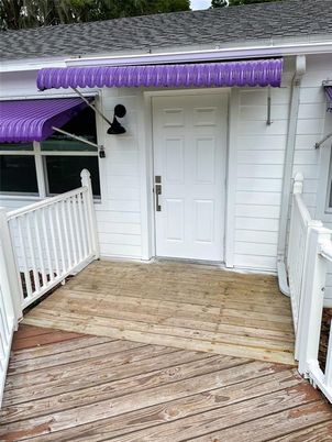 Exterior, Wood Texture Flooring