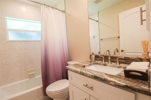 Interior, Bathroom, Ceramic Tile