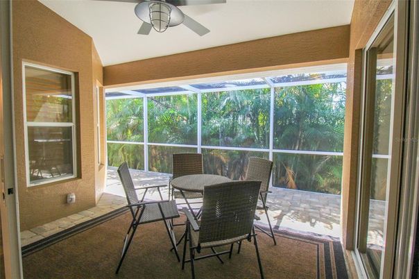 Interior, Sun Room, Glass Ceilings