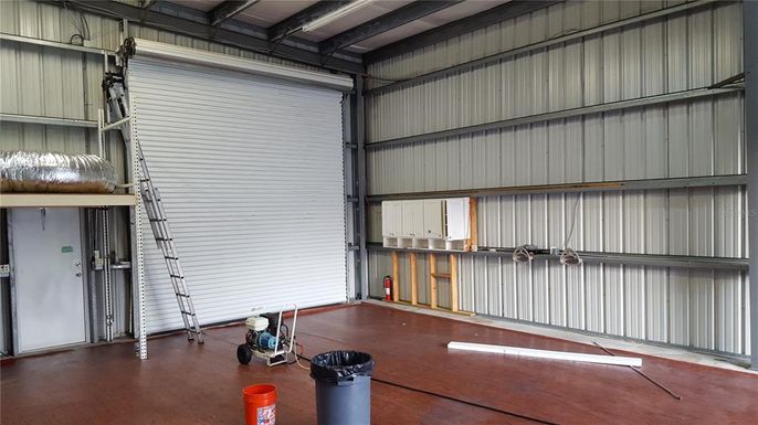 Garage, Interior