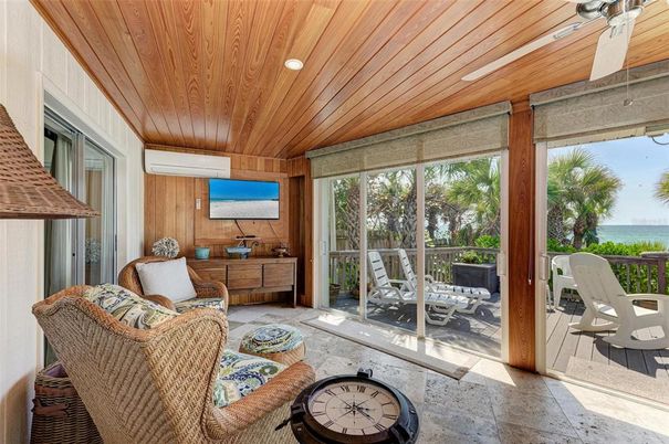 Interior, Living room, Recessed Lighting, Sun Room, Water, Wooden Ceilings, Wooden Walls
