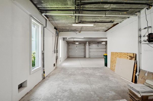 Garage, Interior