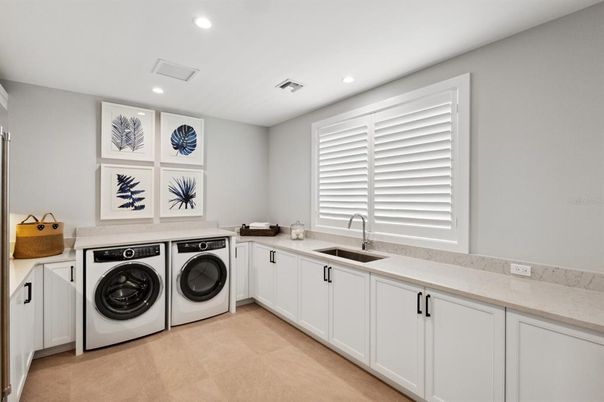 Interior, Recessed Lighting, Washer