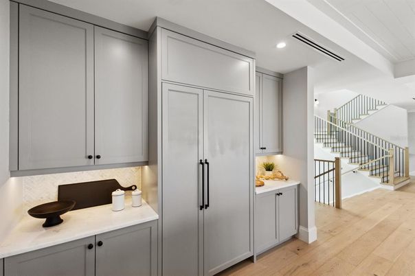 Interior, Recessed Lighting, Wood Texture Flooring