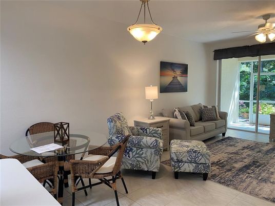 Dining room, Interior, Living room, Pendant Lights