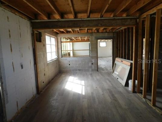 Empty room, Interior, Wooden Beams, Wooden Ceilings, Wood Texture Flooring