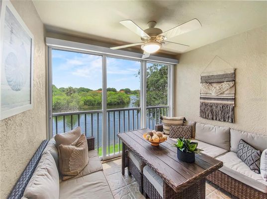 Interior, Living room, Sun Room, Water