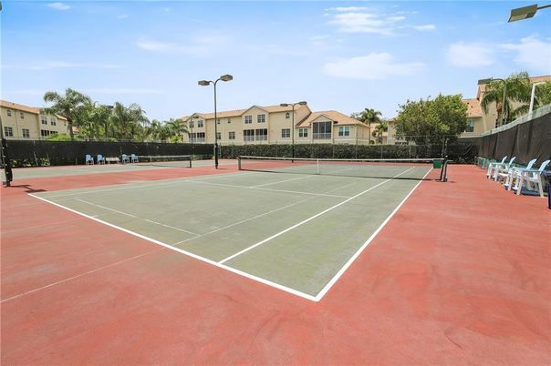 Exterior, Tennis Courts