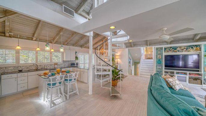 Interior, Kitchen, Living room, Pendant Lights, Recessed Lighting, Wooden Ceilings, Wood Texture Flooring