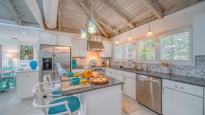 Interior, Kitchen, Pendant Lights, Recessed Lighting, Stainless Steel Appliances, Wooden Beams, Wooden Ceilings