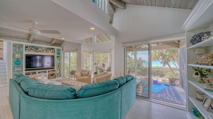 Interior, Living room, Recessed Lighting, Wooden Beams, Wooden Ceilings, Wood Texture Flooring