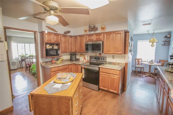 Dining room, Interior, Kitchen, Stainless Steel Appliances, Wood Texture Flooring