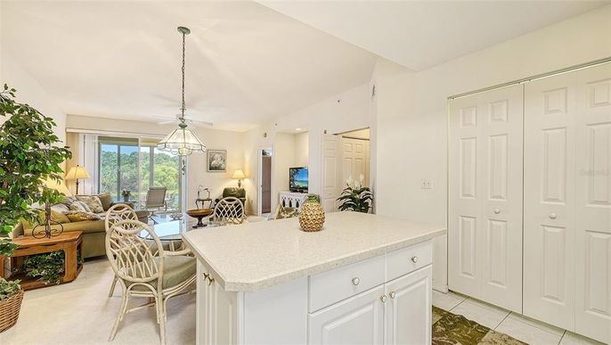 Dining room, Interior, Kitchen, Living room, Pendant Lights, Recessed Lighting