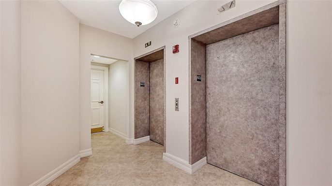 Elevator, Interior