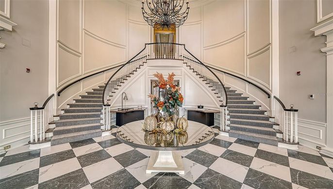 Chandelier, Interior, Marble