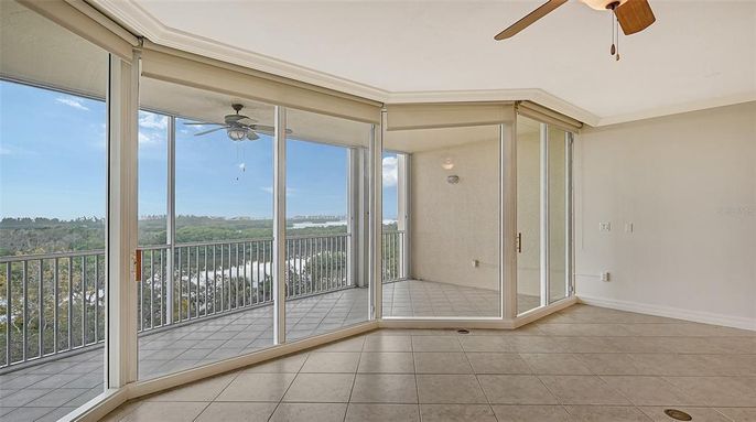 Empty room, Interior, Sun Room