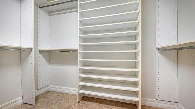 Interior, Walk-in Closets