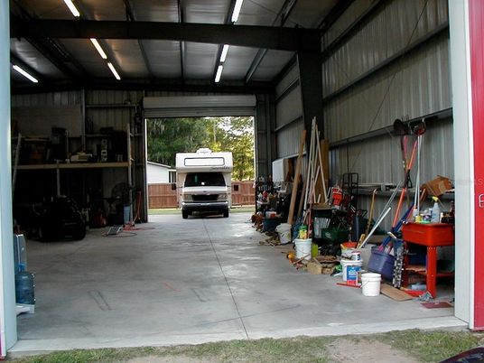 Garage, Interior