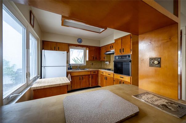 Interior, Kitchen