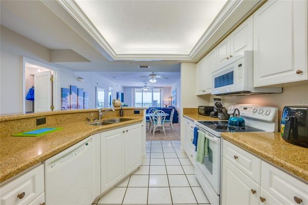 Dining room, Interior, Kitchen