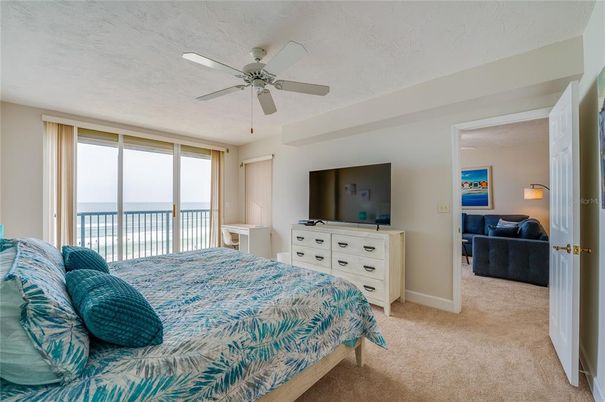 Bedroom, Interior, Water