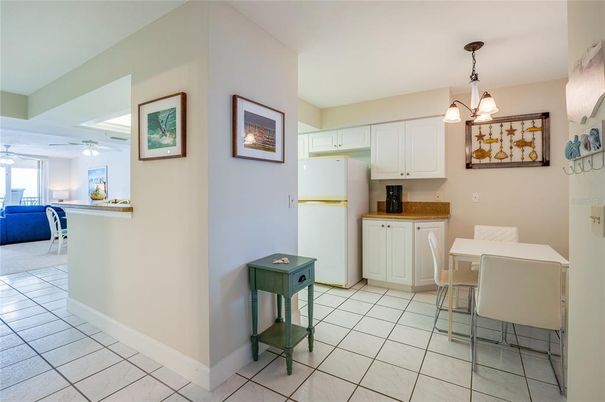 Dining room, Interior, Kitchen, Pendant Lights