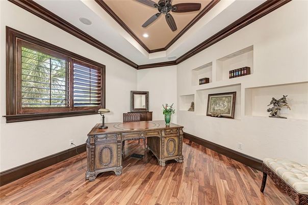 Home Office, Interior, Recessed Lighting, Wood Texture Flooring