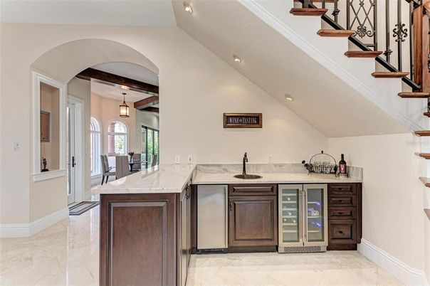 Dining room, Interior, Pendant Lights, Recessed Lighting