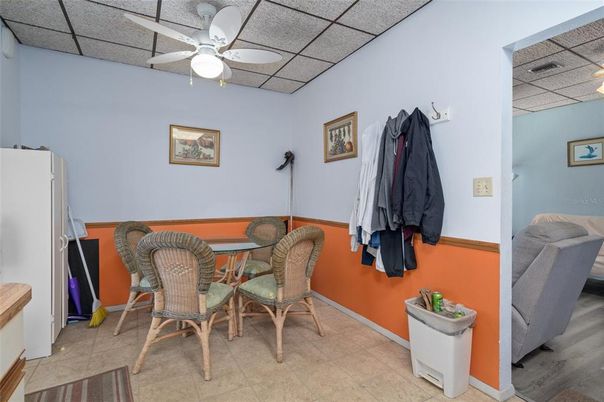 Dining room, Interior