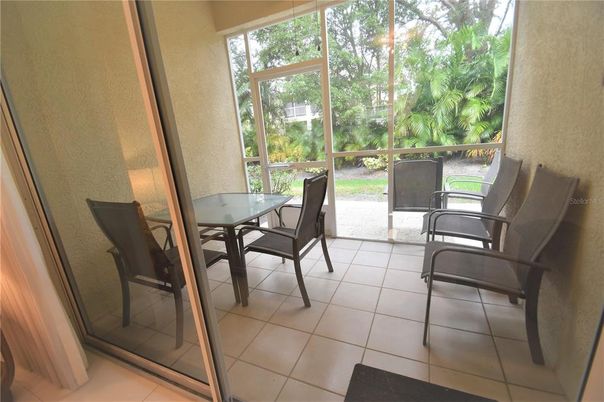 Dining room, Interior