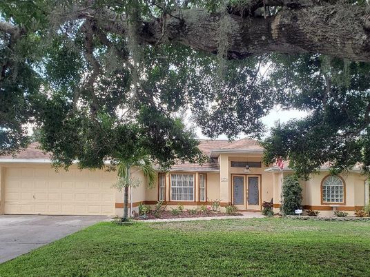 Attached, Backyard, Exterior, Facade, Mediterranean