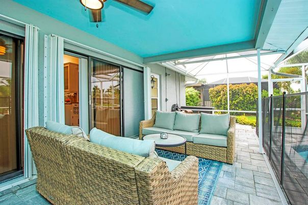Glass Ceilings, Interior, Living room, Sun Room