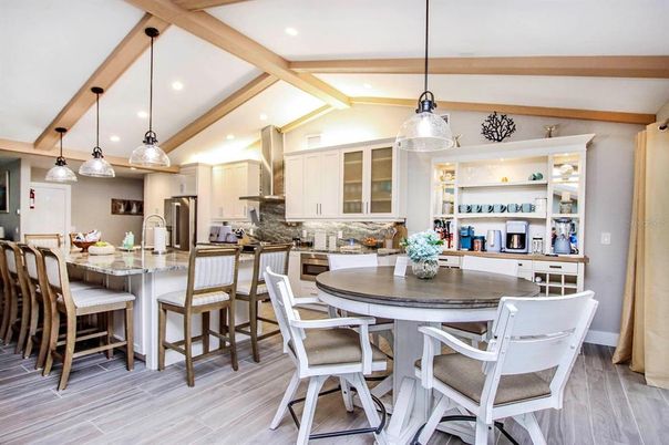 Dining room, Interior, Kitchen, Pendant Lights, Recessed Lighting, Wooden Beams, Wood Texture Flooring