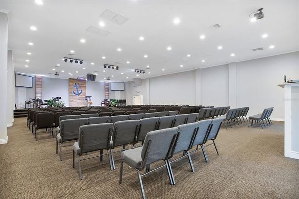 Dining room, Interior, Projection Screen, Recessed Lighting, Theatre Room